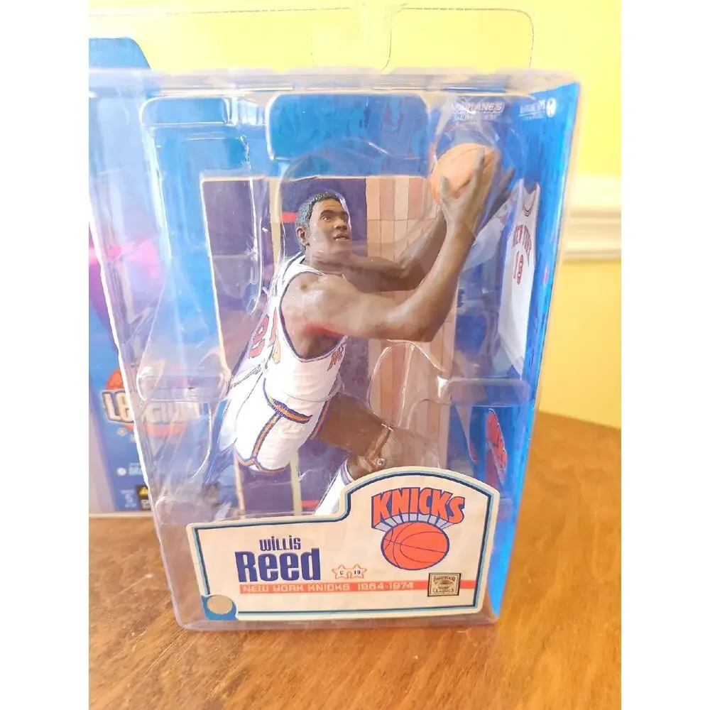 WILLIS REED McFARLANE SPORTS PICKS HARDWOOD CLASSICS NEW YORK KNICKS MISP 2005